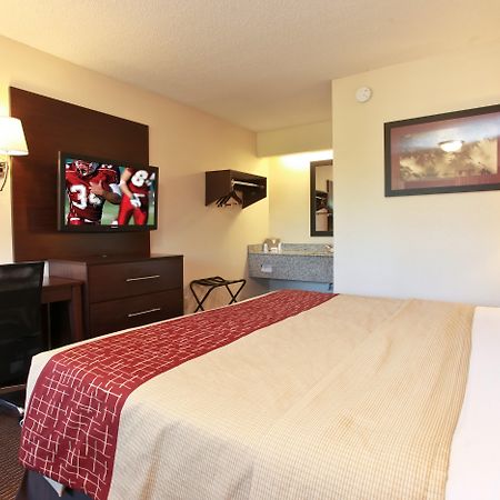 Red Roof Inn Michigan City Bagian luar foto